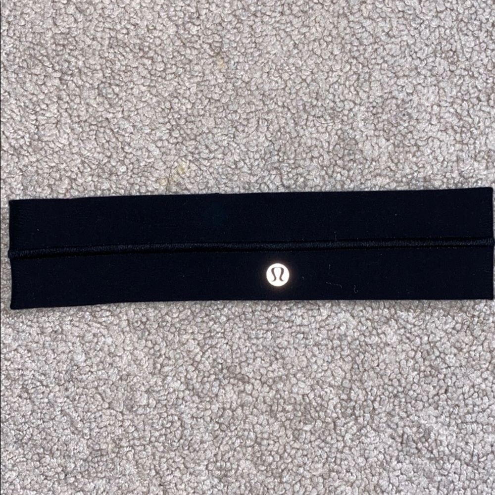 [FREE WITH LULU PURCHASE] NWOT lululemon headband